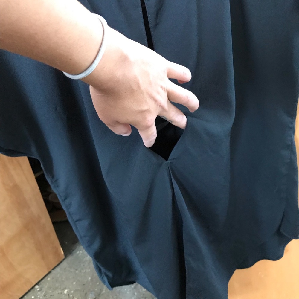 👋🏼SOLD ELSEWHERE🚫Trouve T-shirt - Picture 7 of 8